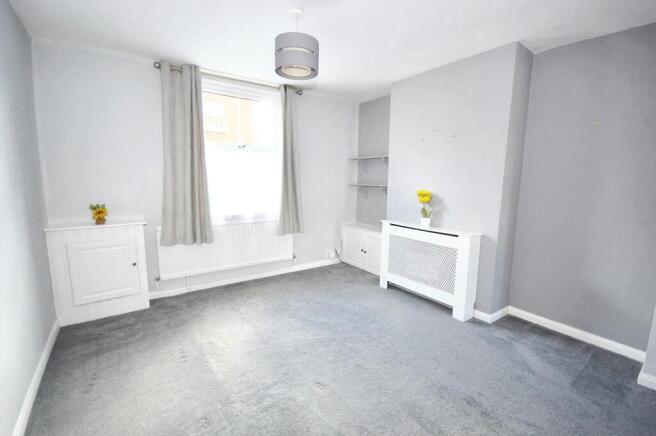 Lounge/ Dining Room