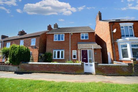 Station Road, Earls Barton, Northampton