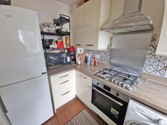 Kitchen1.jpg