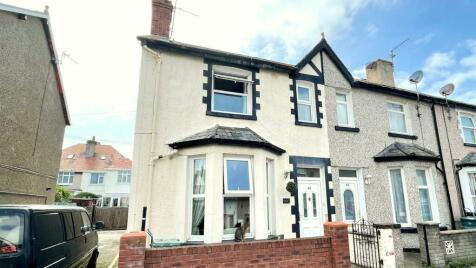 Llandudno - 2 bedroom end of terrace house for sale