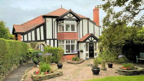 Roumania Crescent, Craig y Don, Llandudno