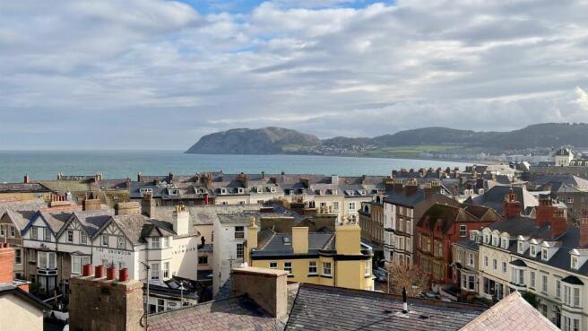 garth ct 14 view 1.jpg