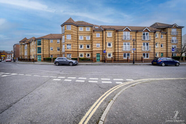 XT401823-HDR(3)-E...