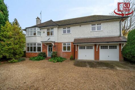Crowthorne - 5 bedroom detached house for sale