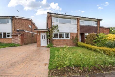 Lyon Road, Crowthorne, Berkshire, RG45 6RT