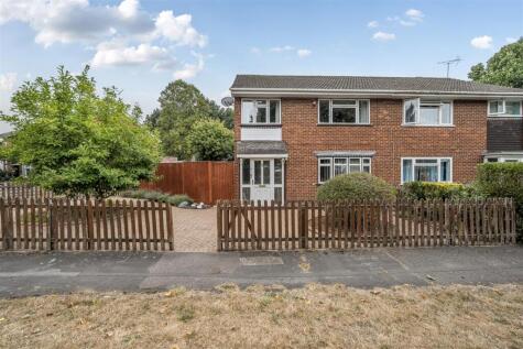Holland Pines, Bracknell, Berkshire, RG12 8UZ