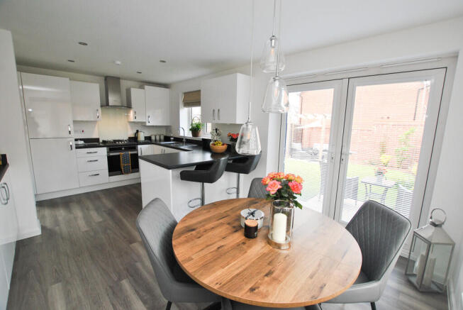 Dining Kitchen_ed...