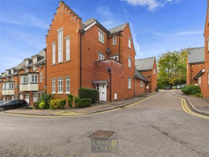 Greensleeves Drive, Warley, Brentwood, Essex, CM14