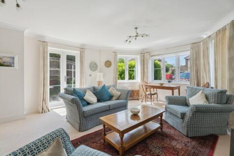 Station Road, Princes Risborough, HP27