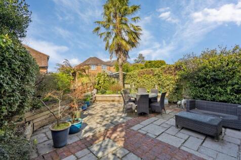 Amersham Road, Beaconsfield, HP9