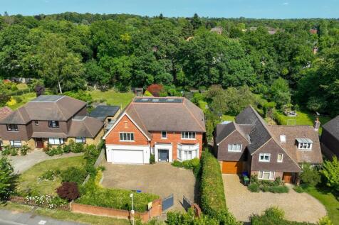 Cherry Tree Road, Beaconsfield, HP9