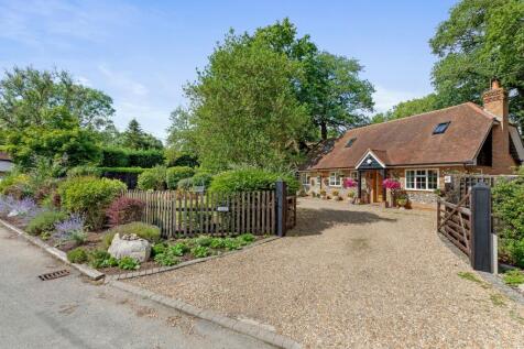 Wapseys Lane, Hedgerley, SL2