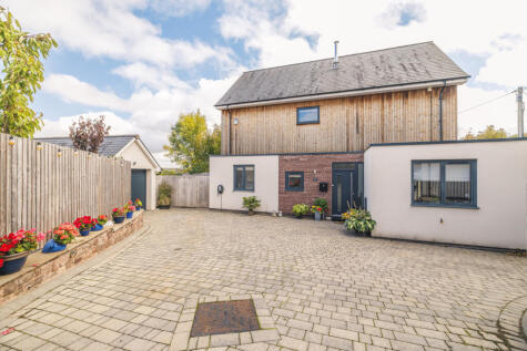 Chapel Close, Llangrove, Ross-on-Wye, Herefordshire, HR9
