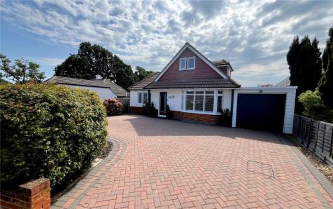 Moonrakers Way, Highcliffe, Christchurch, Dorset, BH23