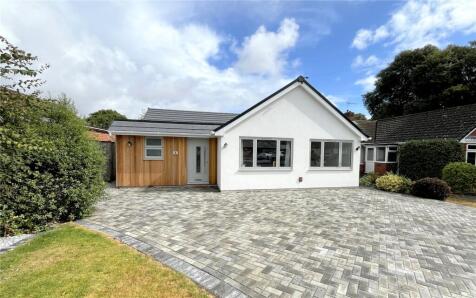 Bay Tree Way, Highcliffe, Christchurch, Dorset, BH23