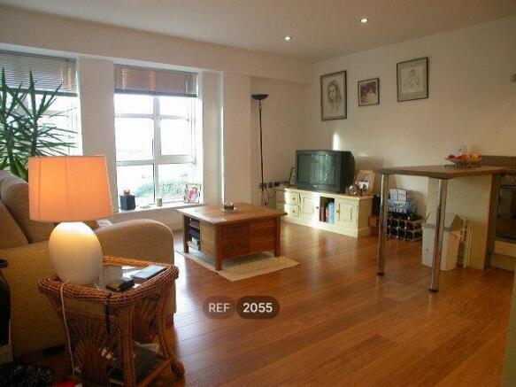 Kitchen & Living area