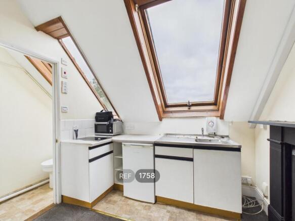 Kitchen/Living area