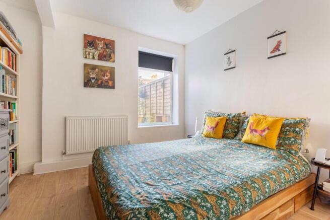 bedroom.jpg