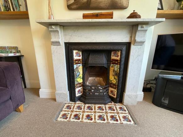 Photo 3