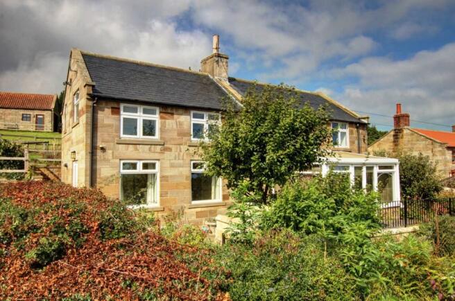 3 Bedroom Smallholding For Sale In Quarry Cottage Raw Robin