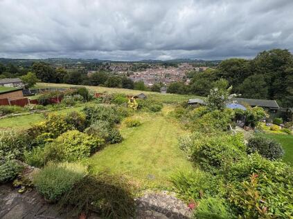 37 Peak View Drive, Ashbourne, Derbyshire, DE6 1BR