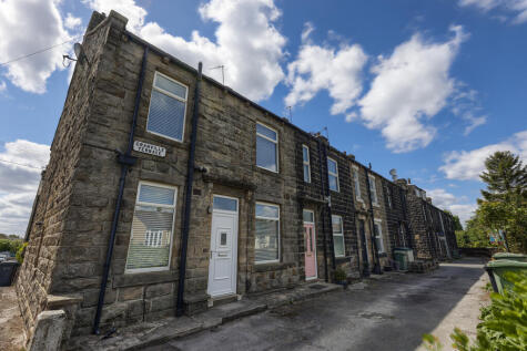 CHAIN FREE...Granville Terrace, Yeadon, LS19