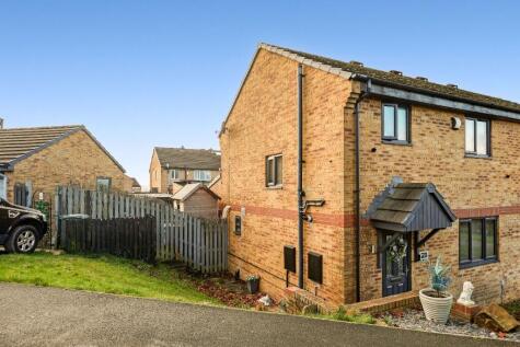 Farriers Croft, BD2 ~ With CORNER PLOT position offering POTENTIAL to extend further~