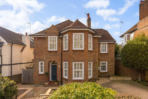 Cornwall Gardens, Brighton, BN1