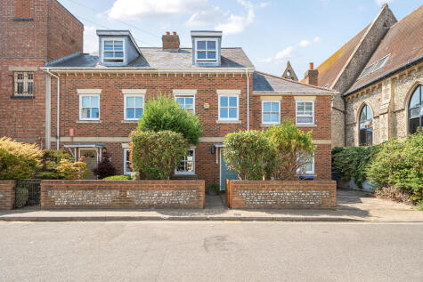 John Street, Shoreham-By-Sea, BN43