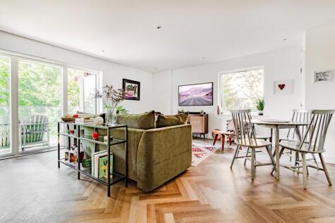 Goldstone Crescent, Hove, BN3