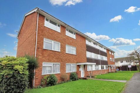 Bishops Walk, Aylesbury