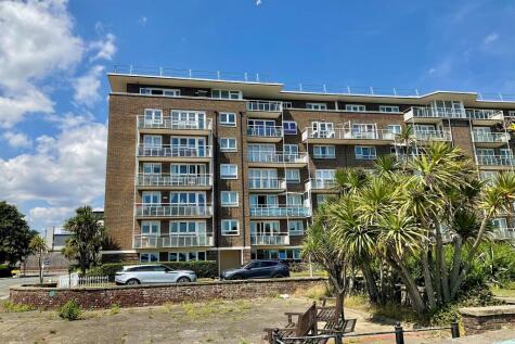 The Gateway, Dover, CT16