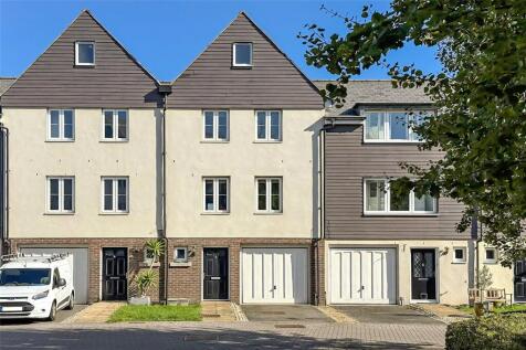 Pier Road, Littlehampton, West Sussex