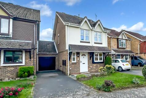 Ullswater Drive, Littlehampton, West Sussex