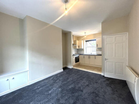 Lounge/Kitchen