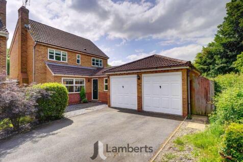 Johns Close, Studley