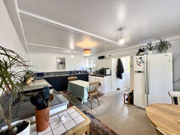 Dining Kitchen