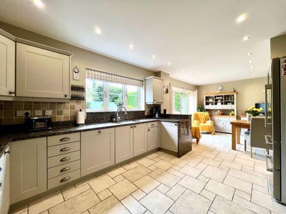 Dining Kitchen Family Room