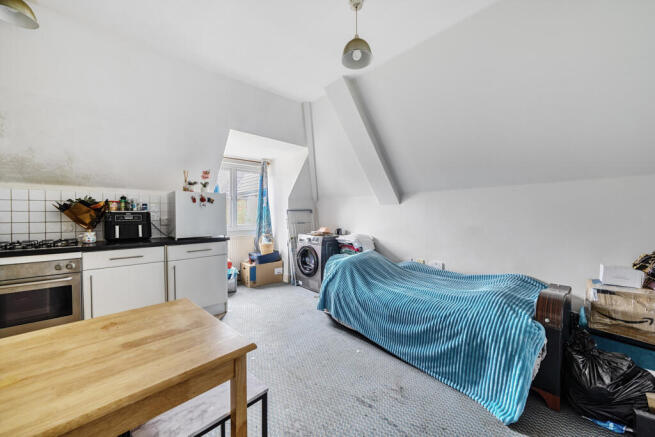 1303449-10-6841bc...