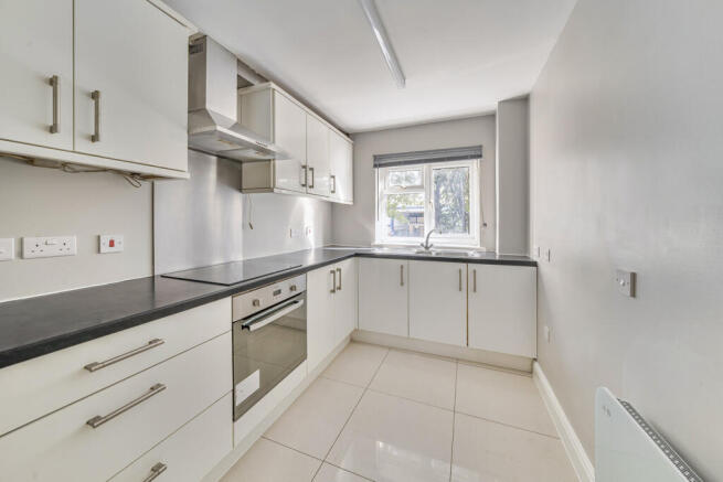 1348970-13-68b85e...