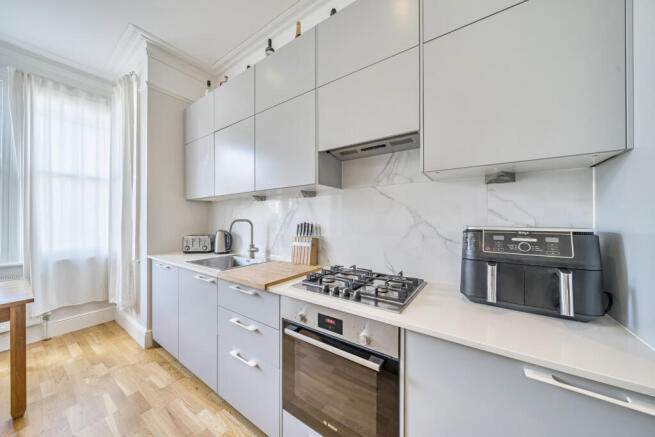 1353707-11-68c447...