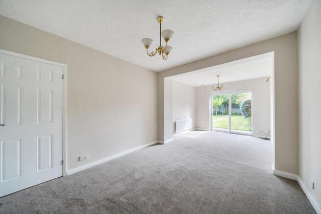 1302101-14-6839e2...