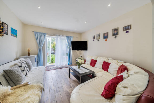 1363998-12-68e64c...