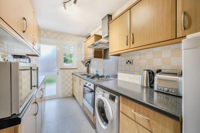 1366003-8-68e92b4...