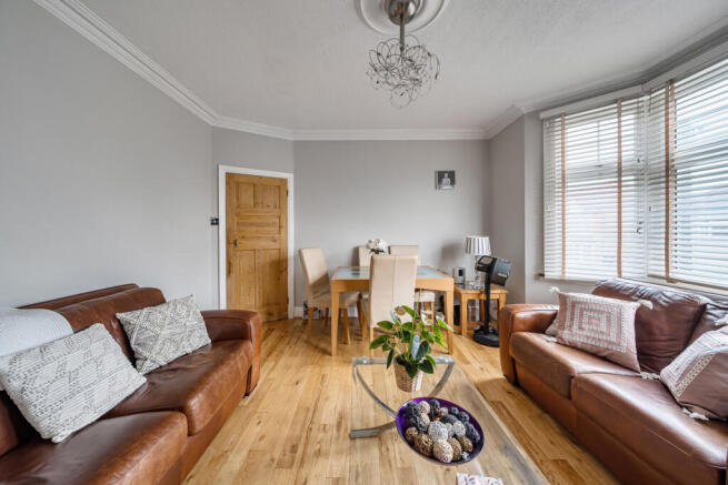 1371115-17-68fa1c...