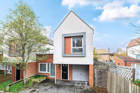 Pelican Drive, Harrow