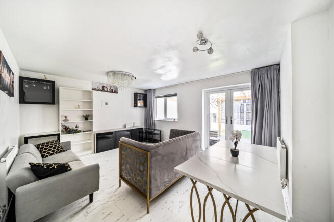 1361844-17-68e3a2...