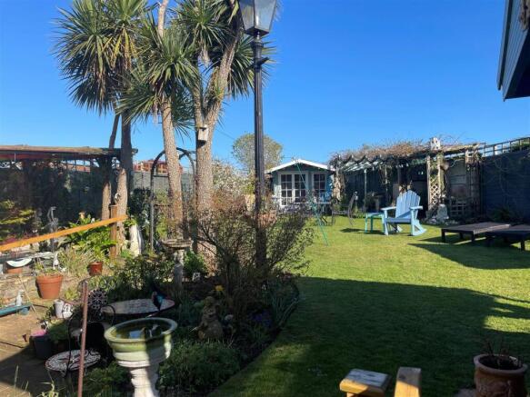 Garden 1.jpg