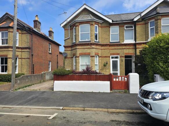 12 St Pauls Avenue 2.jpg