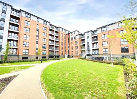 Silver Street, Reading, Berkshire, RG1